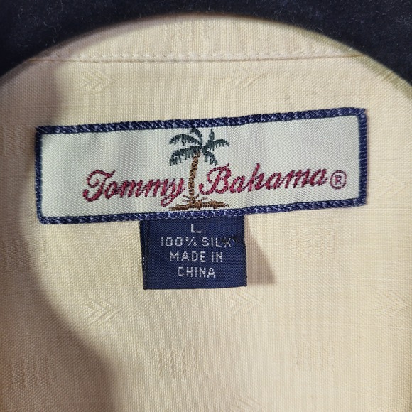 Tommy Bahama Relax Mens Large Yellow Silk Jacquard Short Sleeve Camp Shirt 494 - Picture 3 of 6